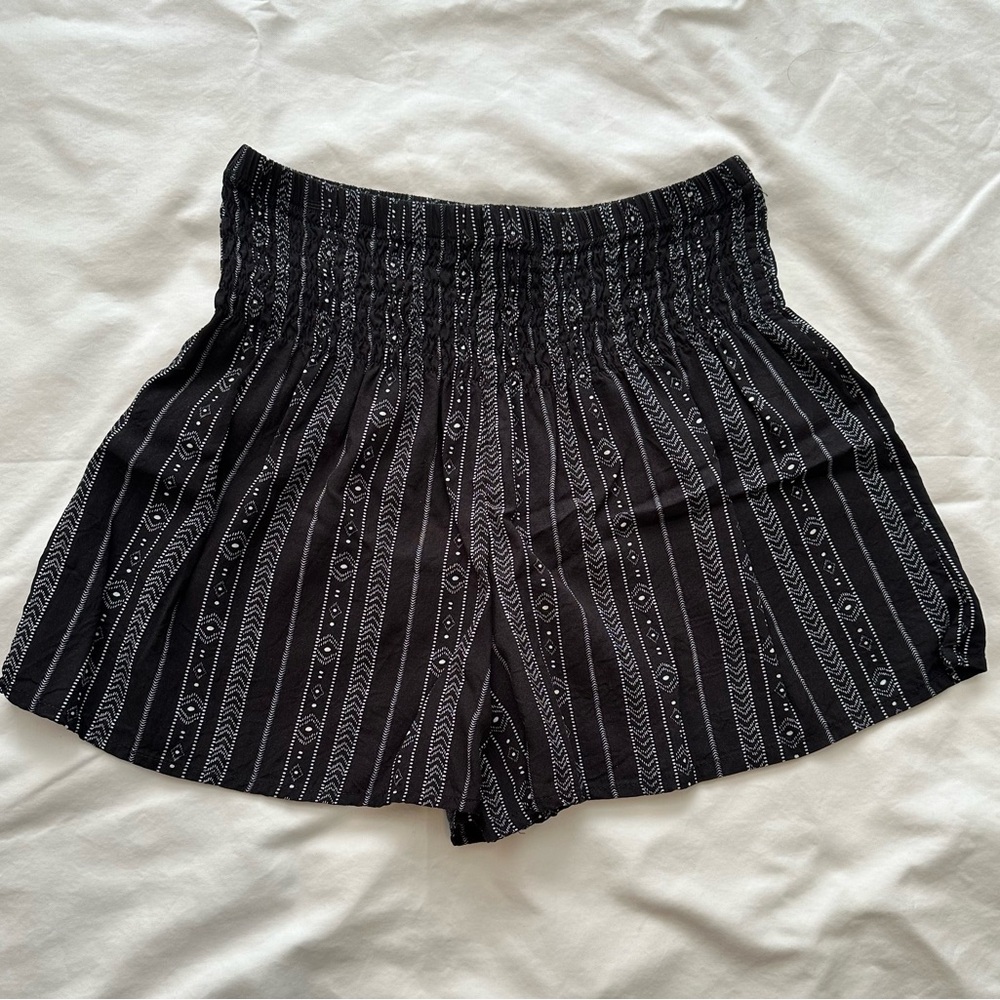 Lotus and Luna Akha Tribal Shorts Size S/M